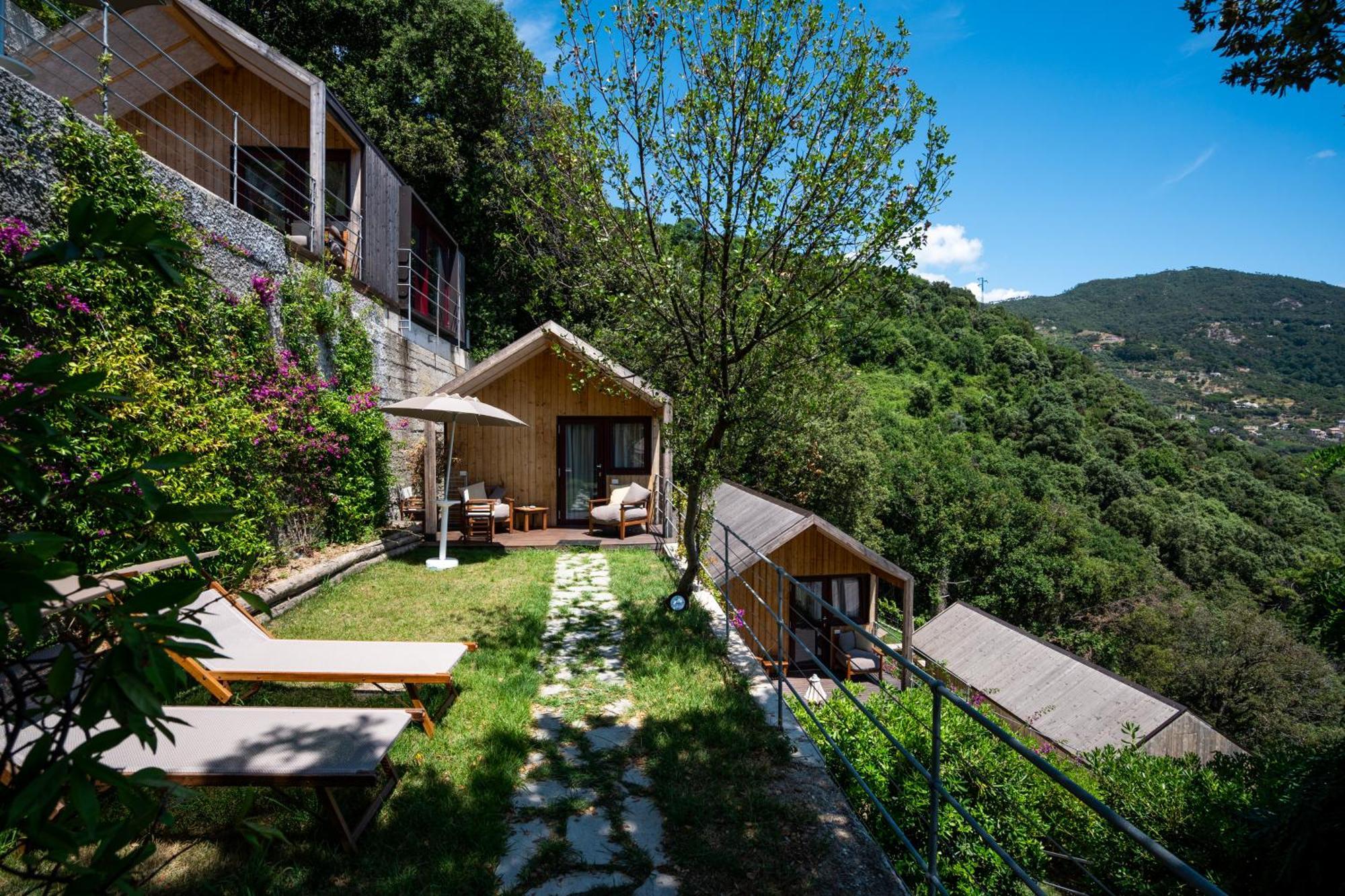 Sesta Terra Natural Resort Framura Exterior photo